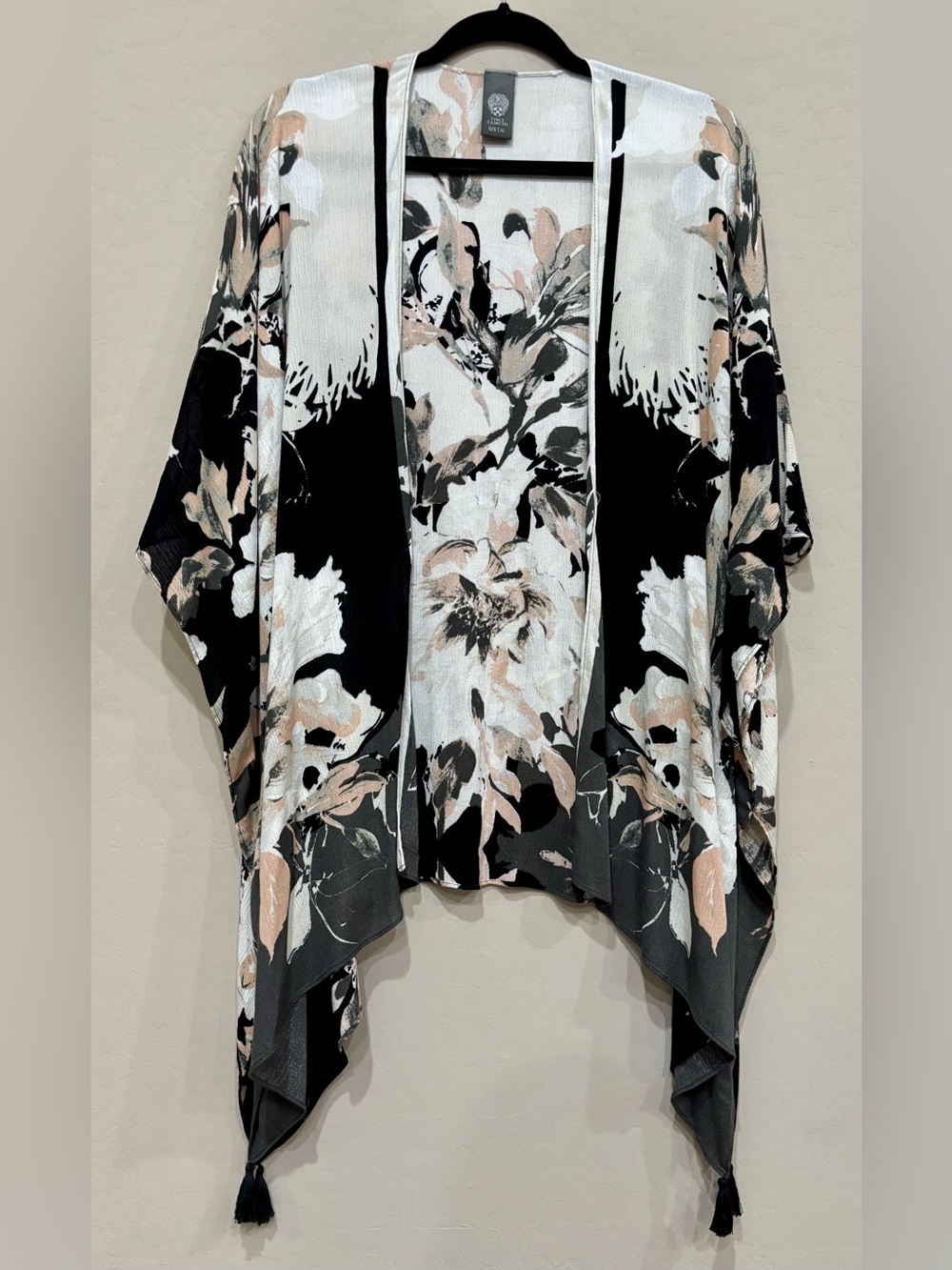 Vince Camuto Floral Topper, O/S